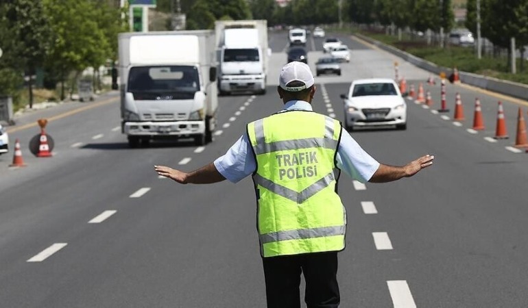 İstanbullu Sürücüler Dikkat: 3 İlçede Bazı Yollar Trafiğe Kapatılıyor
