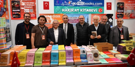 kayseri-kitap-fuarinda-rekor-katilim-baskan-buyukkilica-kitapseverlerden-yogun-ilgi