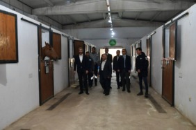 kayseride-binicilikte-yeni-donem-baskan-buyukkilic-federe-statu-kazanan-tesisi-inceledi