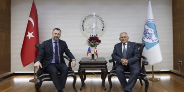 kayseride-diplomasi-trafigi-baskan-buyukkilic-cekya-buyukelcisi-stepaneki-agirladi