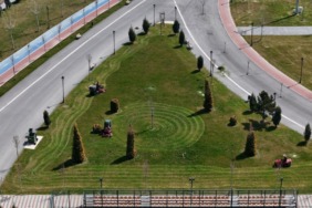 kayseride-yesil-seferberlik-buyuksehir-sehri-nakis-gibi-isliyor