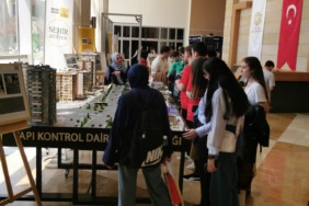 konya-buyuksehir-belediyesi-sehir-estetigi-atolyesi-genclerle-bulustu-bolgesel-kariyer-fuarina-damga-vurdu