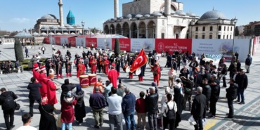 konya-meydanlarinda-tarihi-ruzgar-buyuksehir-mehter-takimindan-coskulu-konserler