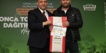 samsun-buyuksehirden-ciftciye-cifte-destek-yonca-tohumu-ve-gubre-dagitimi-basladi