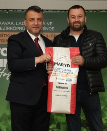 samsun-buyuksehirden-ciftciye-cifte-destek-yonca-tohumu-ve-gubre-dagitimi-basladi