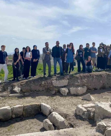 tarihin-derinliklerine-yolculuk-lystra-antik-kentinde-2026-kazi-sezonu-heyecani-basladi
