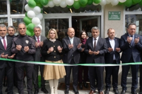 turkiyede-ilk-kadin-emegi-raflarda-yerini-aldi0