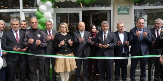 turkiyede-ilk-kadin-emegi-raflarda-yerini-aldi0