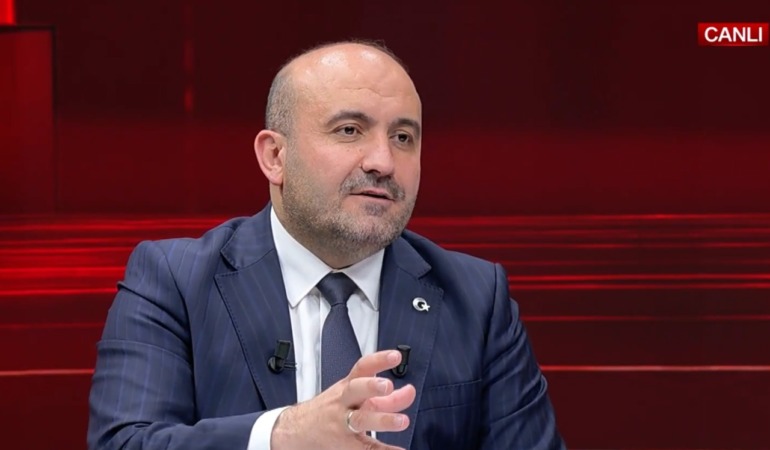 AK PARTİ ESKİŞEHİR İL BAŞKANI ALBAYRAK’TAN CHP’YE SERT ELEŞTİRİLER!