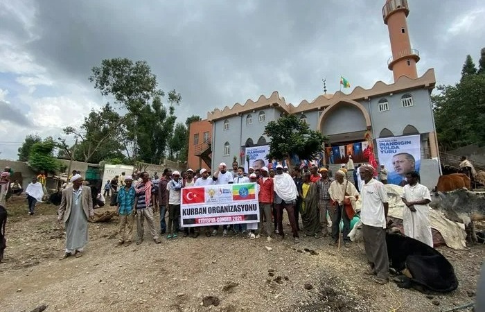 AK Parti’nin Kurban Seferberliği 8. Yılında: İyilik Kervanı Yola Çıkıyor, Kurban Bayramı’nda Yetimlerin Yüzü Gülecek