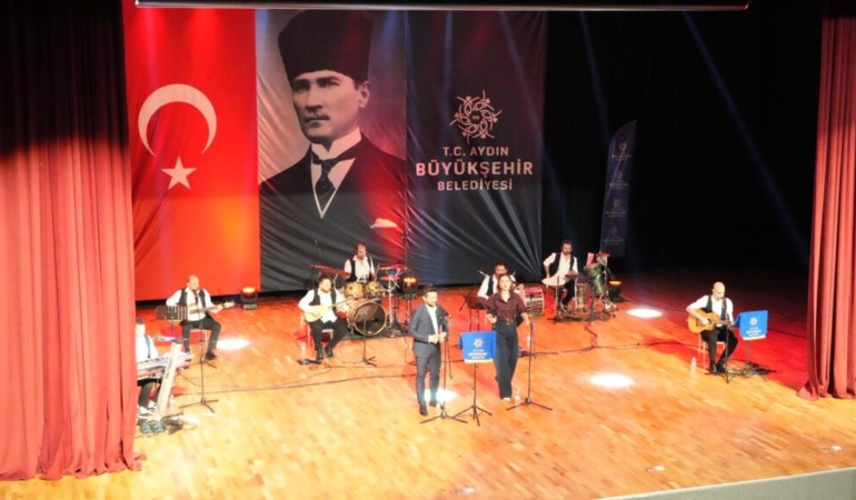 Aydın’da Sanat Dolu Günler: Başkan Çerçioğlu Kültür Etkinliklerini Vatandaşın Ayağına Götürüyor