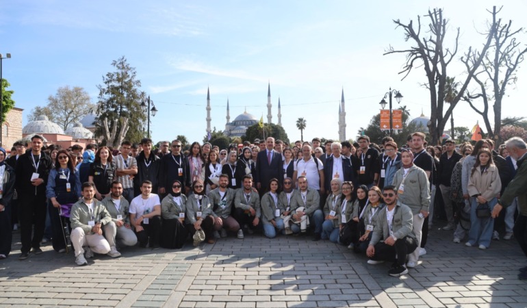 Başkan Altay: “Genç Seyyah Projemizle Bu Yıl 25 Bin 920 Öğrencimizi İstanbul’un Tarihi Atmosferiyle Buluşturduk”