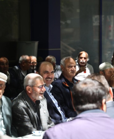 baskan-altay-mujdeyi-verdi-konyadaki-emekliler-icin-hatirdan-hatiraya-kultur-turlari-basladi