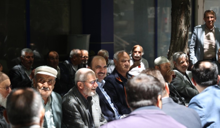 Başkan Altay Müjdeyi Verdi: Konya’daki Emekliler İçin “Hatırdan Hatıraya Kültür Turları” Başladı