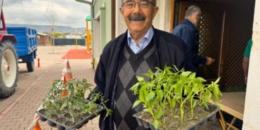 baskan-buyukkilictan-hobi-bahcesi-sakinlerine-anlamli-destek-atalik-fide-hediyesi