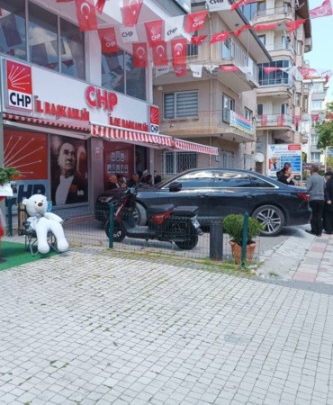 burcu-koksal-ak-partiye-gececek-iddialari-chpyi-karistirdi