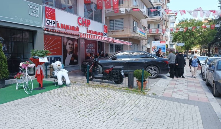 ‘’Burcu Köksal AK Parti’ye Geçecek’’ İddiaları CHP’yi Karıştırdı