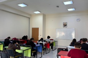 buyuksehirden-egitime-tam-destek-kaymek-ilce-ilce-gezerek-ogrencileri-sinava-hazirliyor