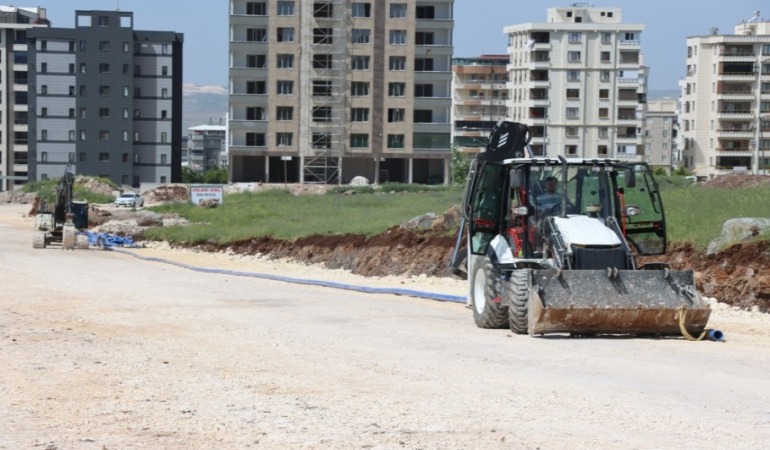 Büyükşehir’den Güzelyurt’a Tam Destek: Altyapı ve Yol Çalışmalarına Hız Verildi