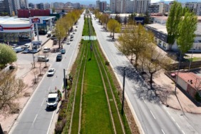buyuksehirden-rayli-sistem-hatlarinda-doga-dostu-duzenleme-yesil-hatlar-sehre-nefes-aldiriyor