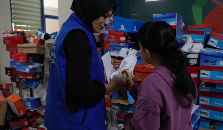 Düzce Belediyesi’nden Bayram Öncesi Anlamlı Destek: 7 Bin Çocuk Sevinecek