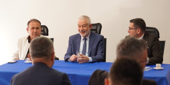 ispartanin-gelecegi-icin-ortak-akil-baskan-basdegirmen-insaat-muhendisleriyle-bulustu