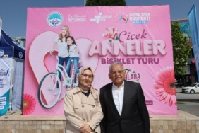 kayseride-anneler-icin-pedalladilar-baskan-buyukkilic-bisiklet-turuna-katildi