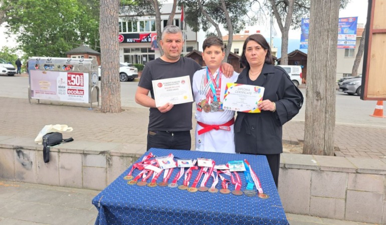Kuyucak’ta skandal iddia! CHP’li Başkan öfkesini 13 yaşındaki milli sporcudan çıkardı