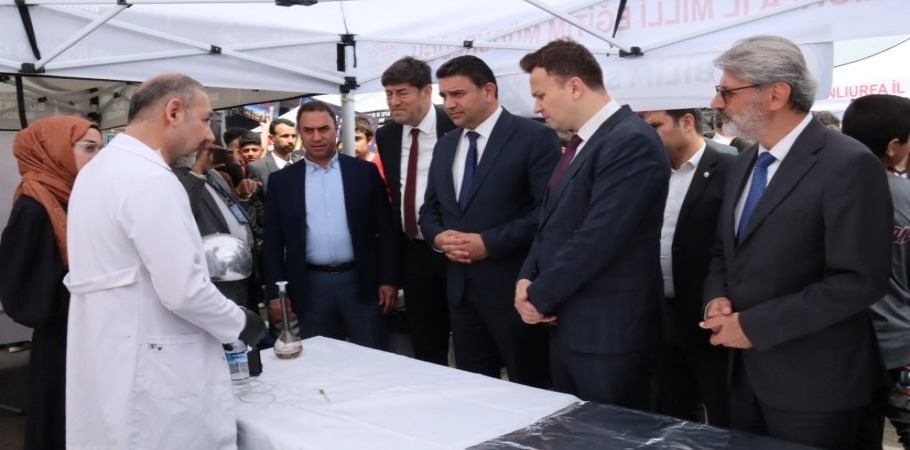 sanliurfada-bilim-senligi-buyuk-ilgiyle-basladi-gelecegin-mucitleri-bir-araya-geldi