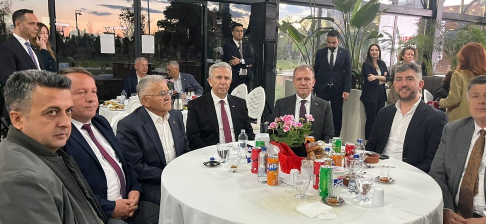 tarihi-kentler-birligi-seciminde-siyaset-ustu-uzlasi-baskan-buyukkilictan-hizmet-vurgusu