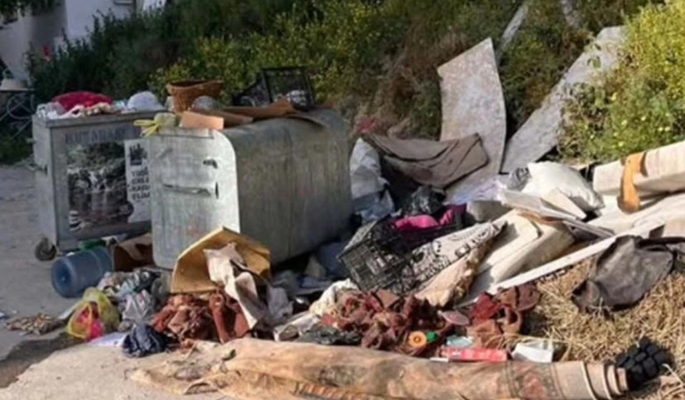 turizmin-gozbebeginde-cop-rezaleti-kusadasi-belediyesi-sinifta-kaldi