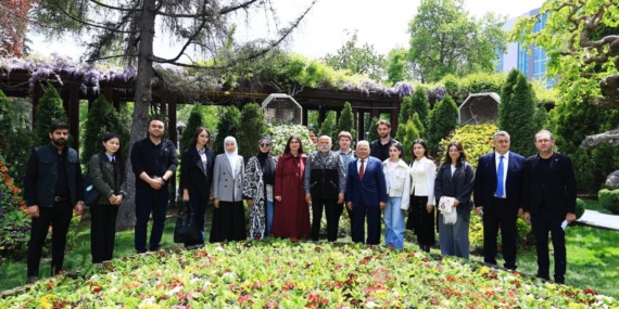 turk-dunyasi-gencleri-kayseride-bulustu-baskan-buyukkilic-genc-heyeti-agirladi