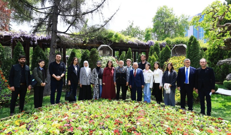 Türk Dünyası Gençleri Kayseri’de Buluştu: Başkan Büyükkılıç Genç Heyeti Ağırladı