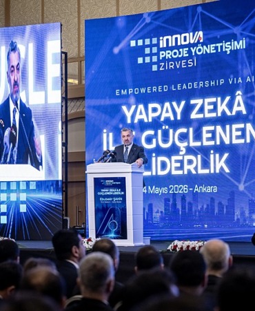 turk-telekom-ceosu-ebubekir-sahin-yapay-zeka-yalnizca-teknoloji-degil-ayni-zamanda-liderlik-meselesi