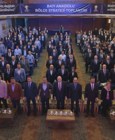 afyonkarahisar-ak-parti-teskilati-bati-anadolu-bolge-strateji-toplantisina-katildi