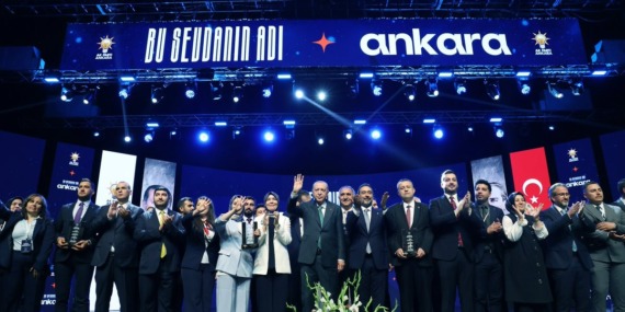 ak-parti-ankarada-tarihi-esigi-asti-uye-sayisi-1-milyonu-gecti