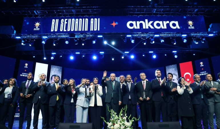AK Parti Ankara’da Tarihi Eşiği Aştı: Üye Sayısı 1 Milyonu Geçti