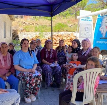 aydin-buyuksehir-belediyesinin-mobil-dis-tarama-araci-bozdoganda-hizmet-vermeye-basladi