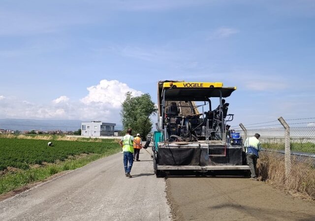 Aydın Büyükşehir’den Tüm İlçelere Yol Hamlesi: Başkan Çerçioğlu ile Ulaşım Yatırımları Hız Kesmiyor!