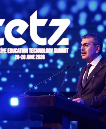 bakan-tekin-turkiye-egitim-teknolojileri-zirvesine-katildi