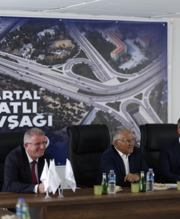 baskan-buyukkilicin-vizyon-ulasim-projesi-kartal-katli-kavsagi-hizla-ilerliyor
