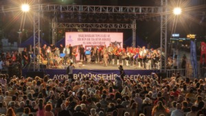 baskan-cercioglu-aydin-buyuksehir-belediyesi-konservatuarinin-essiz-gosterilerini-aydinlilar-ile-bulusturdu