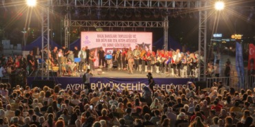 baskan-cercioglu-aydin-buyuksehir-belediyesi-konservatuarinin-essiz-gosterilerini-aydinlilar-ile-bulusturdu