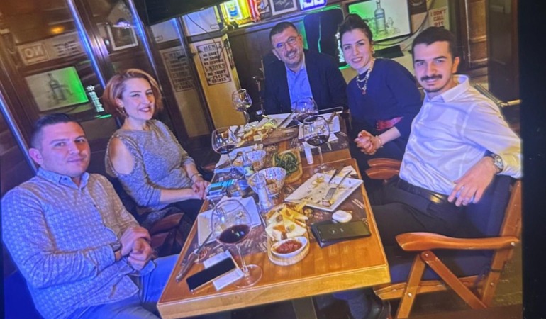 CHP’li Veli Ağbaba’nın Şoförü Cumalı’dan Savcılıkta Şok İtiraflar: ” İhale Çarkı, Gizemli Dolarlar, Iphone Hediyeler Ve Hediye Viskiler!”