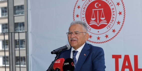 cocuklarin-mutlulugu-icin-anlamli-hizmet-baskan-buyukkilic-talas-cocuk-gorusme-merkezinin-acilisini-yapti