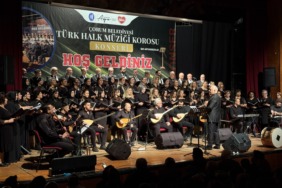 corum-belediyesi-turk-halk-muzigi-korosundan-yaza-merhaba-konseri