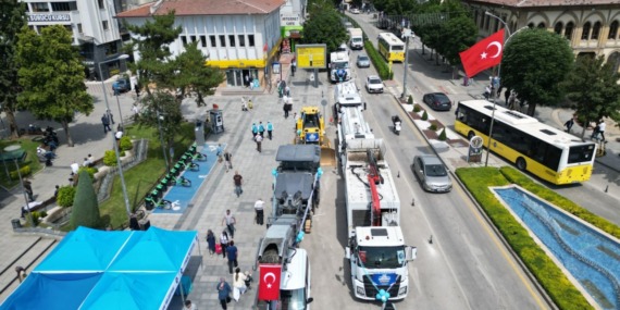 corumun-hizmet-gucune-buyuk-takviye-corum-belediyesi-13-yeni-arac-ve-is-makinesini-hizmete-aldi