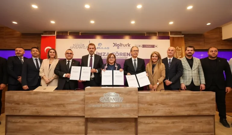 Gaziantep Büyükşehir’den Toplu Taşımada Devrim: Türkiye’de Bir İlk Hayata Geçti!