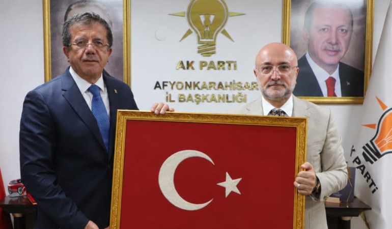 GENEL BAŞKAN YARDIMCISI ZEYBEKCİ AK PARTİ AFYONKARAHİSAR İL BAŞKANLIĞI’NI ZİYARET ETTİ