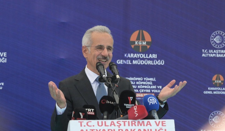 Hakkâri’ye Terörsüz Türkiye Yatırımları…